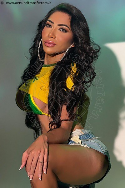 Foto Natyelle Ninfeta  Trans Parma